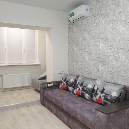 Apart Hotel Malinovskogo Harkiv Dış mekan fotoğraf