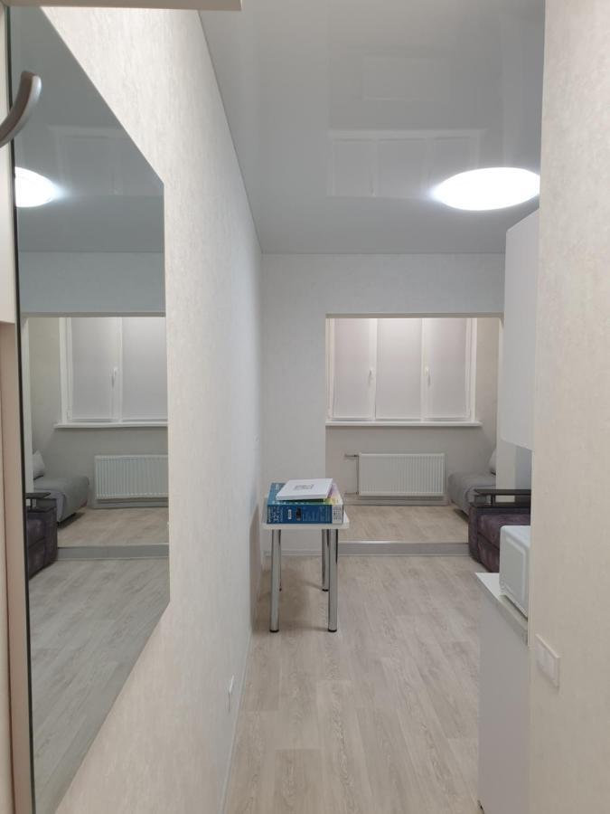 Apart Hotel Malinovskogo Harkiv Dış mekan fotoğraf